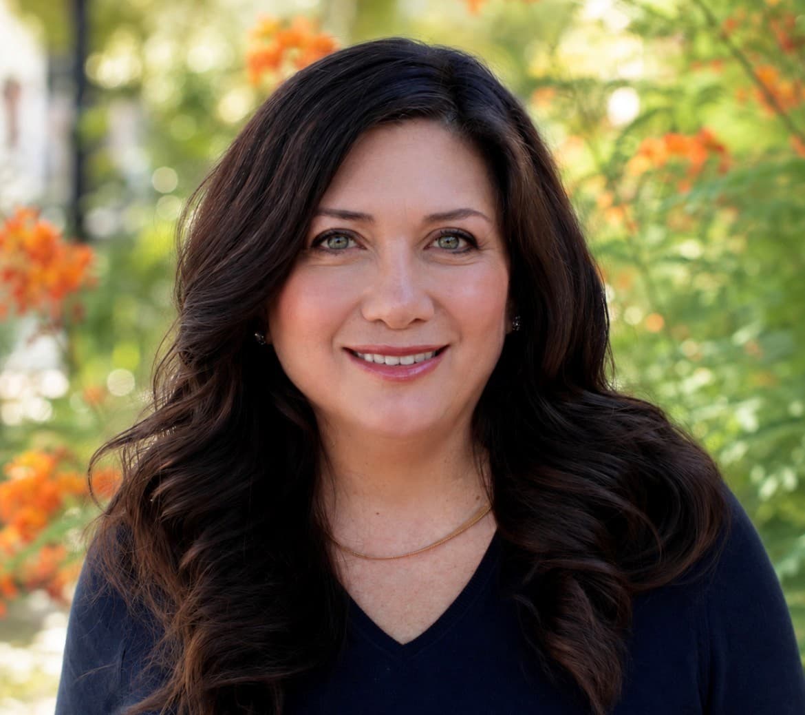 Ann Bryant, Senior Loan Officer